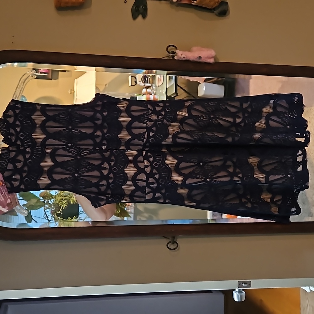 Dress - Picture 2 of 2